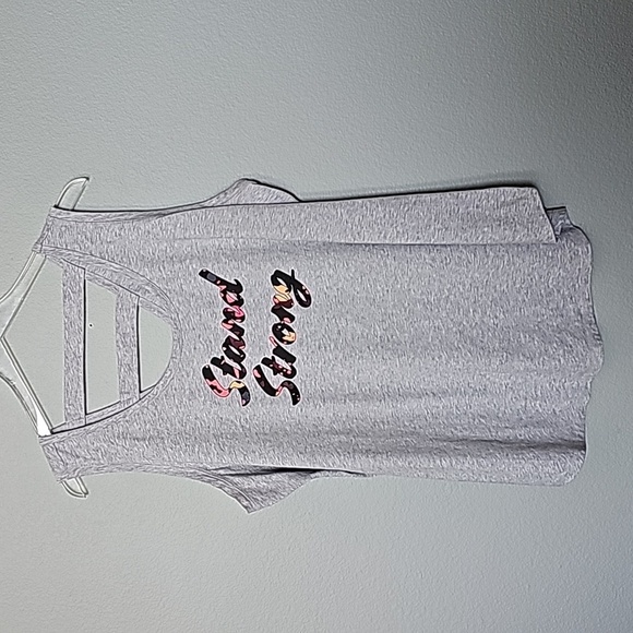 Livi stand strong workout gray tank 22/24 - Picture 2 of 7